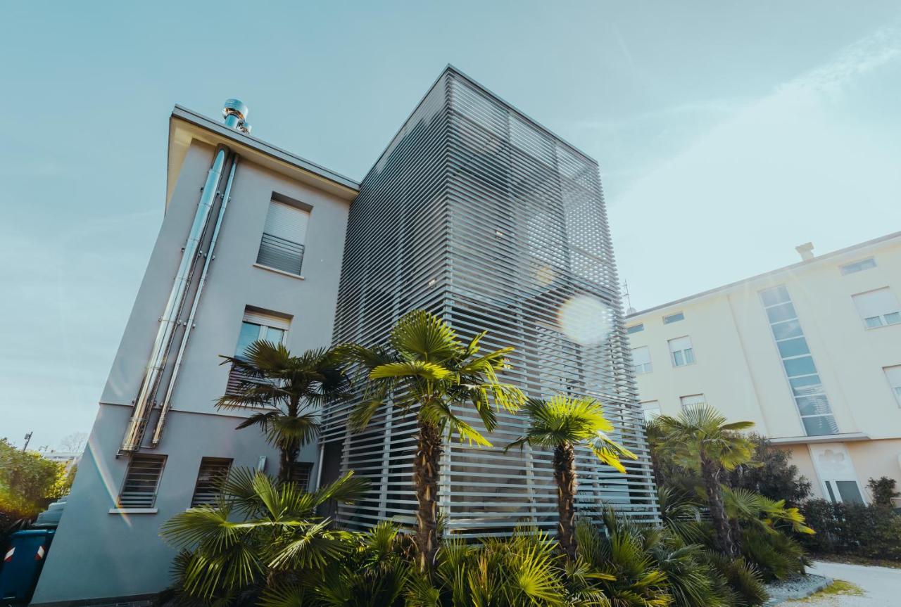 The Attico Apartment Padenghe sul Garda Exterior photo