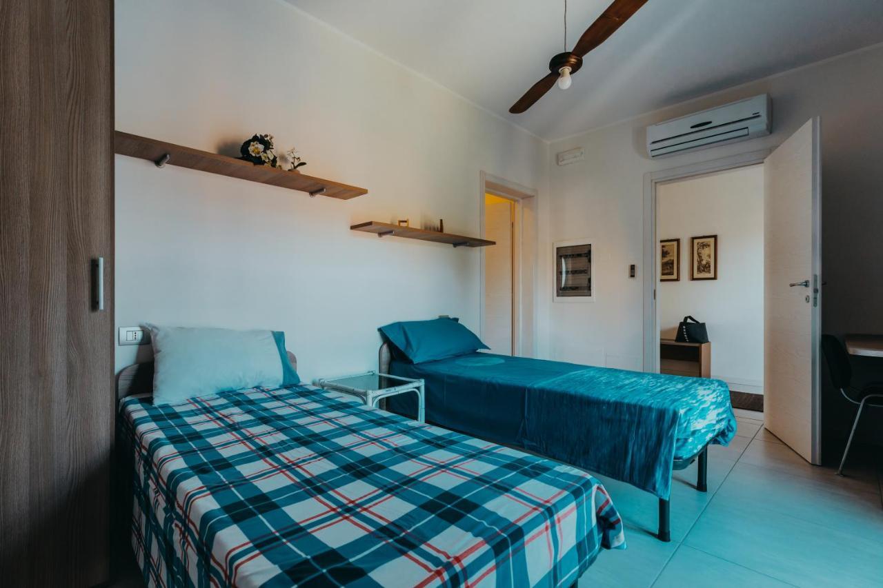 The Attico Apartment Padenghe sul Garda Exterior photo