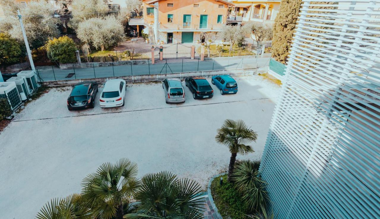 The Attico Apartment Padenghe sul Garda Exterior photo