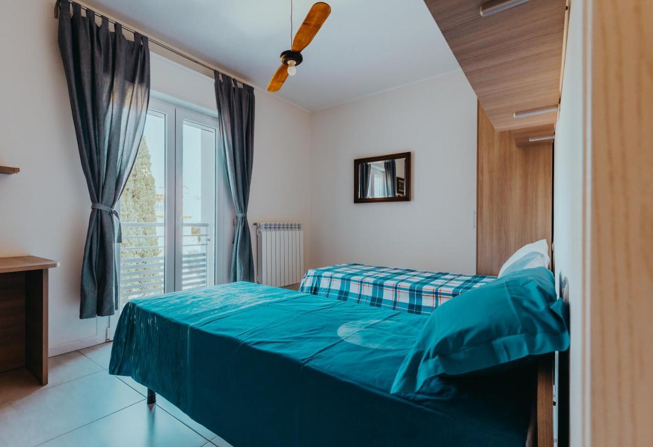 The Attico Apartment Padenghe sul Garda Exterior photo